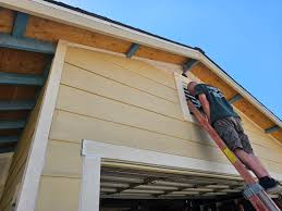 How To Choose The Right Materials for Your Siding Installation in 'Marshall, IL